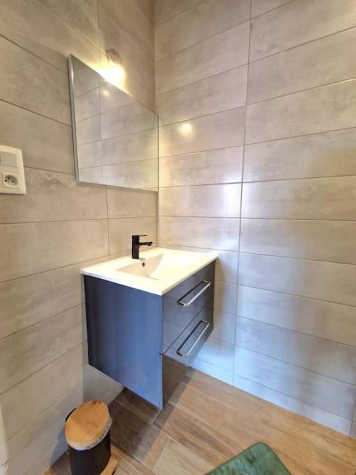Pontarlier Centre Historique 3Eme - Ma Petite Resa Apartment Екстериор снимка