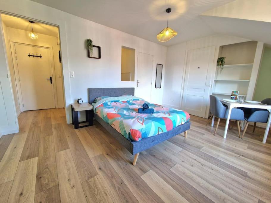Pontarlier Centre Historique 3Eme - Ma Petite Resa Apartment Екстериор снимка