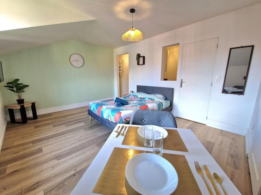 Pontarlier Centre Historique 3Eme - Ma Petite Resa Apartment Екстериор снимка